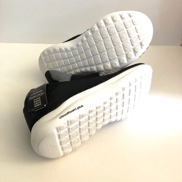 Brand new Adidas Cloudfoam Ultra Zen boys size 6 - Picture 3 of 8